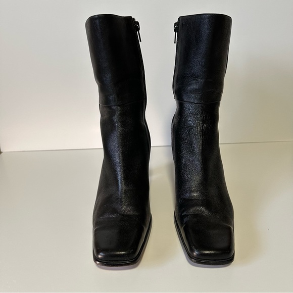 Black Leather Square Toe Boots Ankle Heels Size 9 - Picture 3 of 8